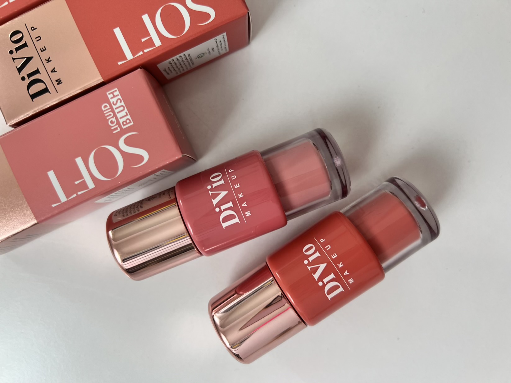 رژگونه مایع سه کاره دیویو Divio Liquid Blush
